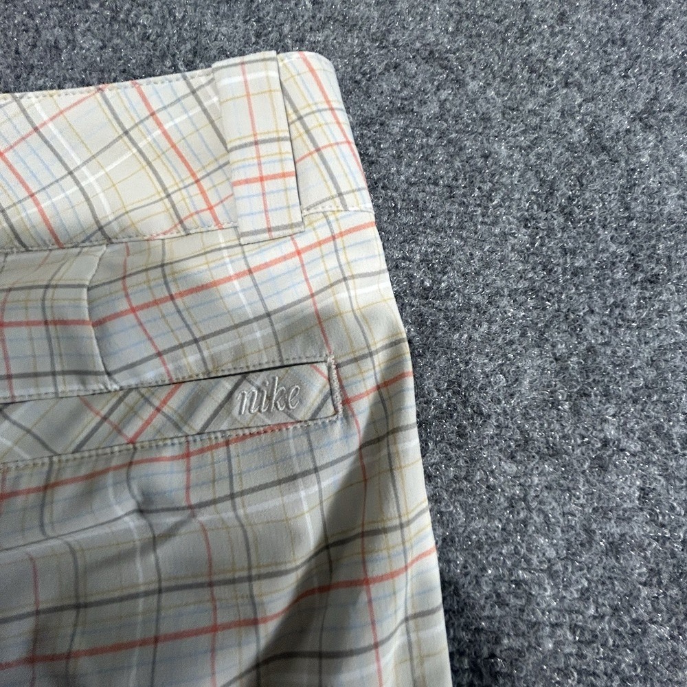 Nike Dri Fit Women's Golf Shorts Size 8, Tan Orange And White Plaid Summer Golf - Picture 6 of 6